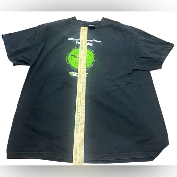 Vtg Black Top Gun T-Shirt with Green Radar Graphic - Picture 4 of 5